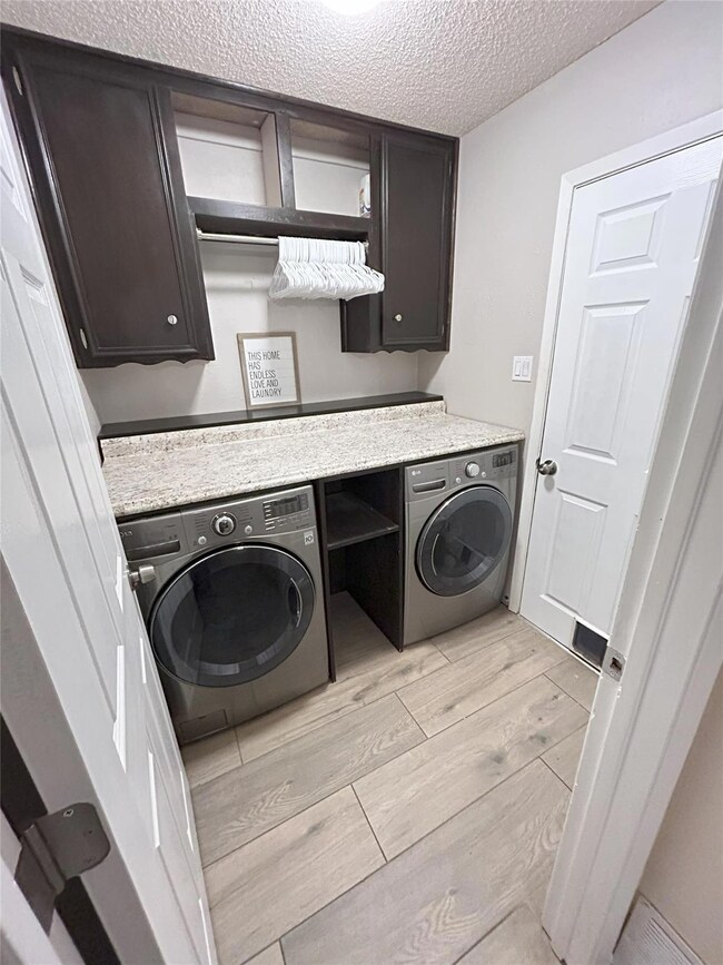 3808 Fox Hollow Dr, Bedford, TX 76021 - photo 4