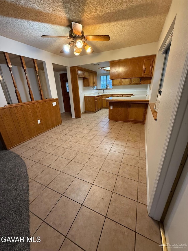 22351 Vaquero Dr, Tehachapi, CA 93561 - photo 3