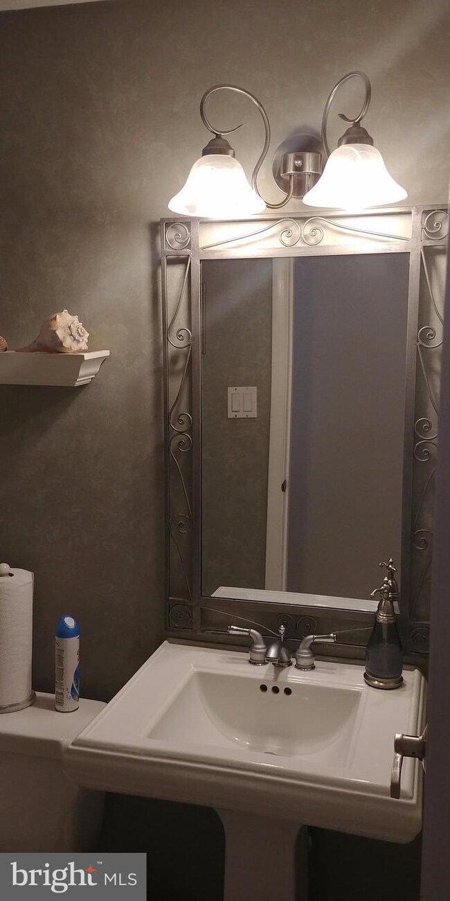 6370 Rising Moon, Columbia, MD 21045 - photo 4