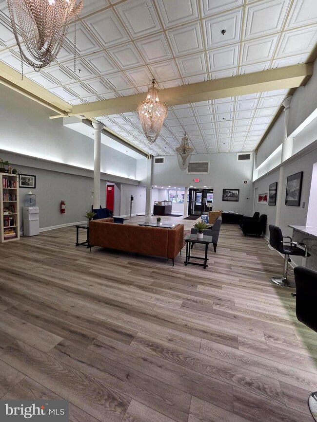 1010 00 Race St unit 6LM, Philadelphia, PA 19107 - photo 7