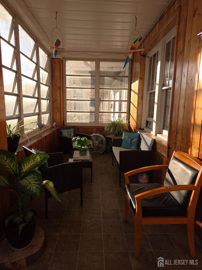 552 Compton Ave, Perth Amboy, NJ 08861 - photo 2