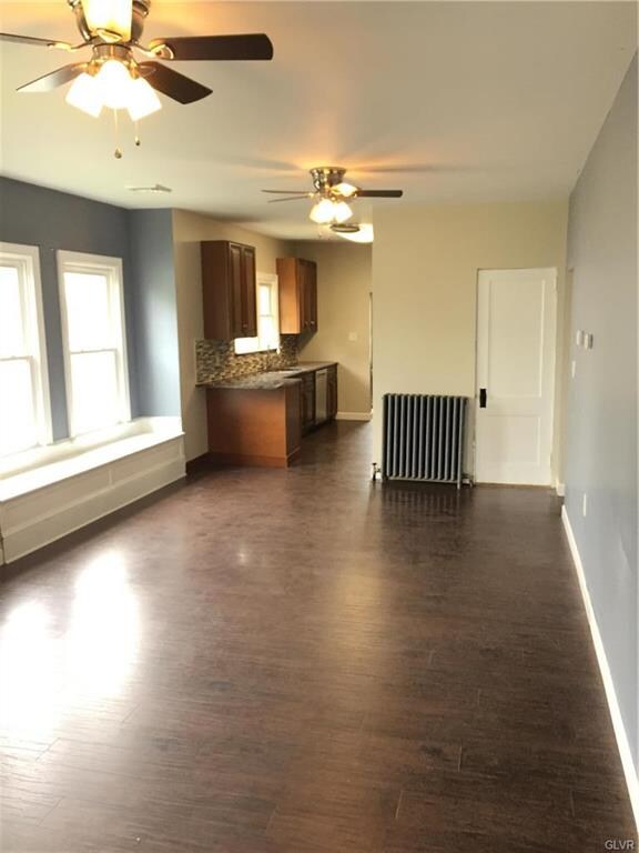 2032 N 3rd Ave, Whitehall, PA 18052 - photo 7