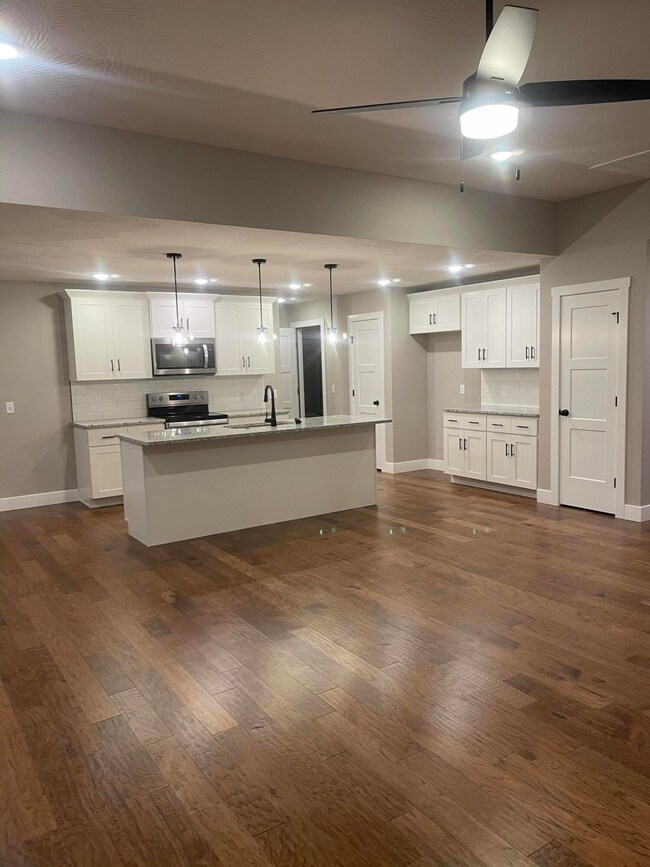 1074 Gettysburg Loop, Republic, MO 65738 - photo 3