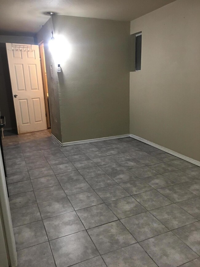 8305 Hester St unit B, El Paso, TX 79907 - photo 3