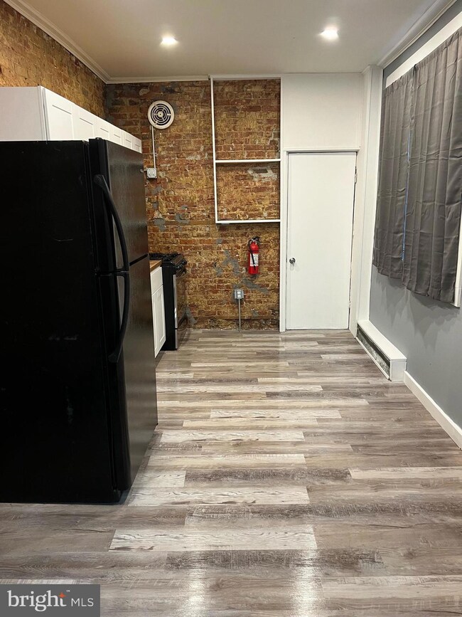 1423 Mount Ephraim Ave, Camden, NJ 08104 - photo 5