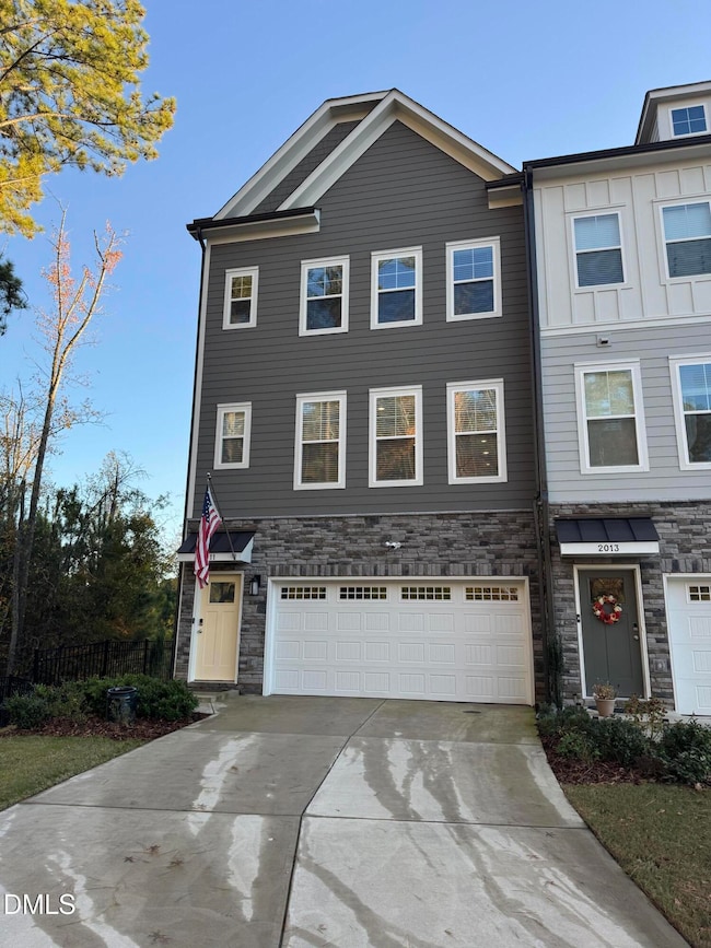 2011 Becca Ct, Apex, NC 27502 - photo 2