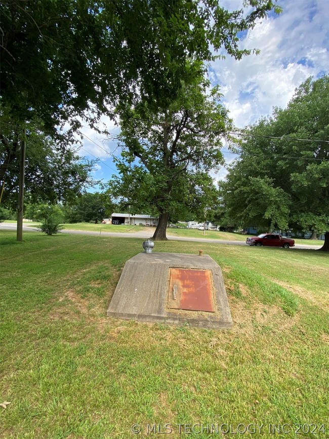 400 Main St, Kemp, OK 74747 - photo 7