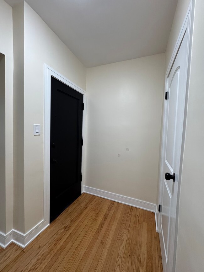 7357 S Saint Lawrence Ave, Chicago, IL 60619 - photo 4