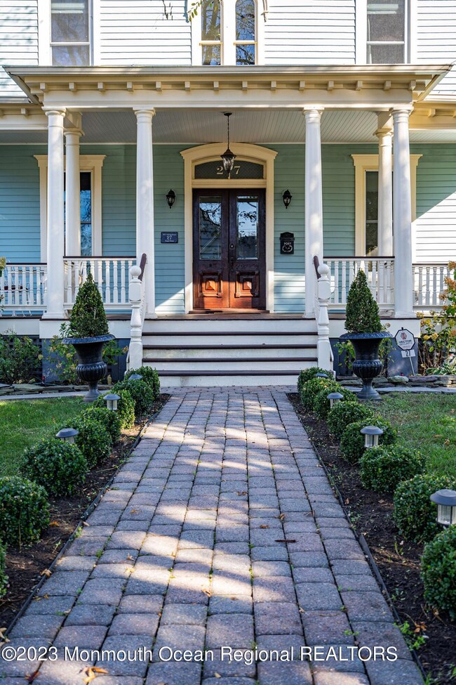 27 South St, Red Bank, NJ 07701 - photo 2