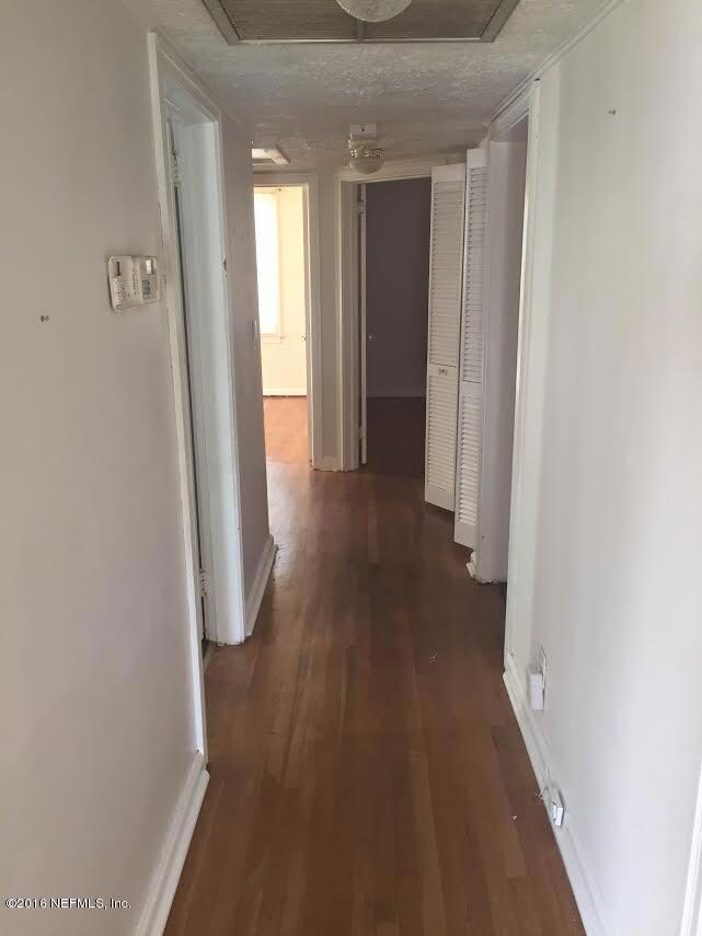 5321 Fremont St, Jacksonville, FL 32210 - photo 7
