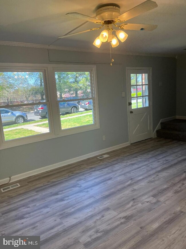 12705 Marquette Ln, Bowie, MD 20715 - photo 5