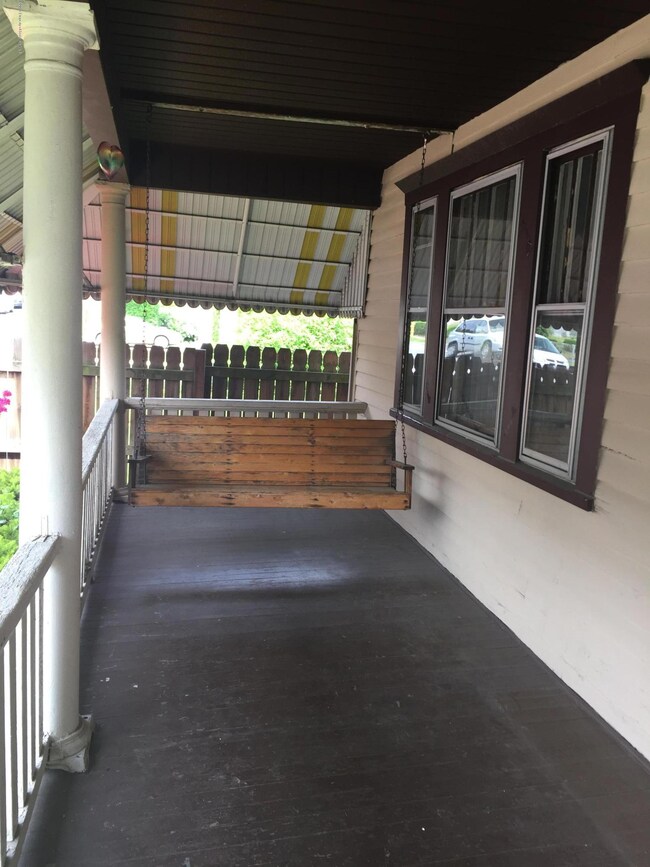 1144 Sloan St, Scranton, PA 18504 - photo 4