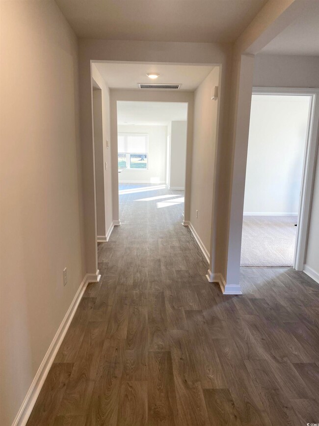 520 Woodland Farms Cir, Conway, SC 29526 - photo 2