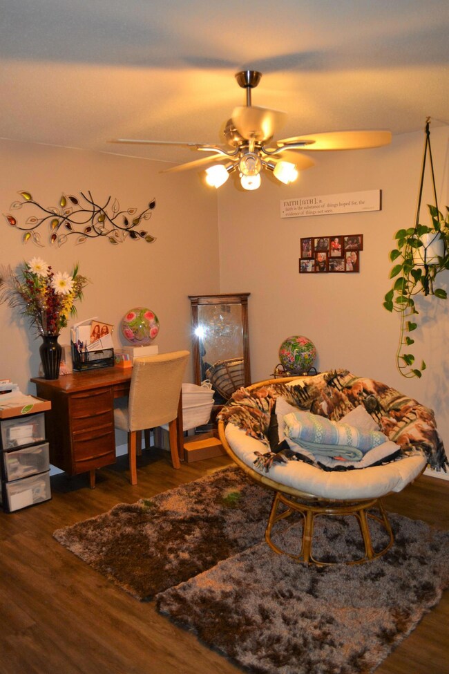 Living/Office/Formal Dinning