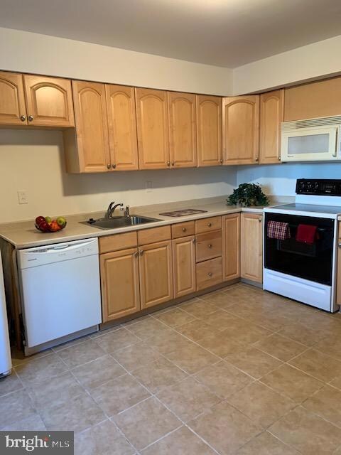 10504 E Wind Way, Columbia, MD 21044 - photo 4