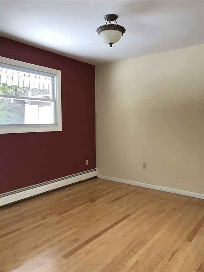 35 Windywood Rd, Barre, VT 05641 - photo 5