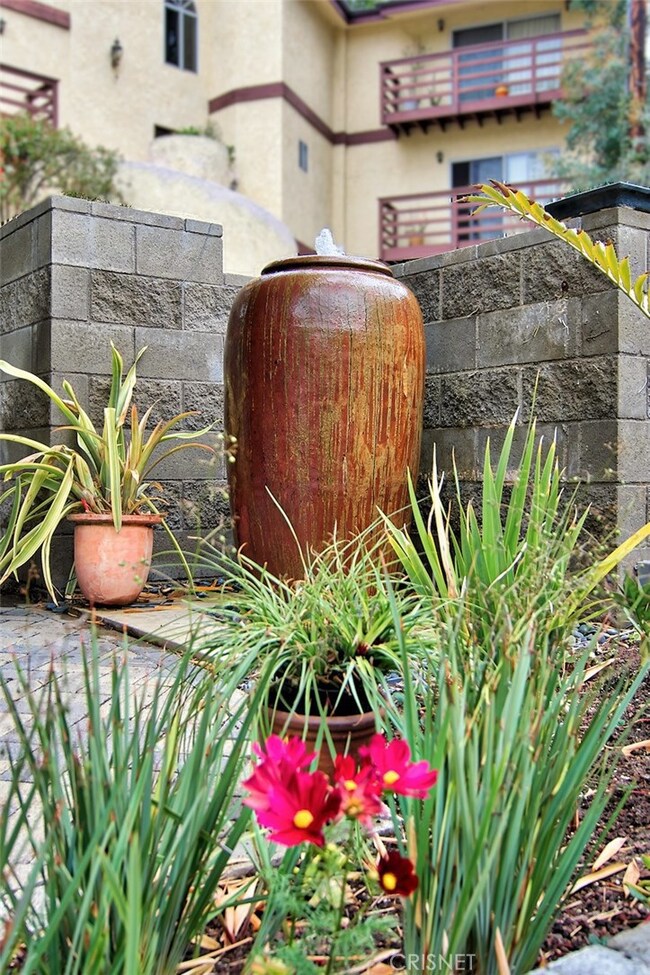 4638 Saltillo St, Woodland Hills, CA 91364 - photo 6