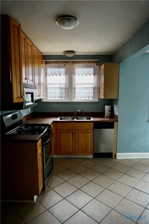 Kitchen - Eat in