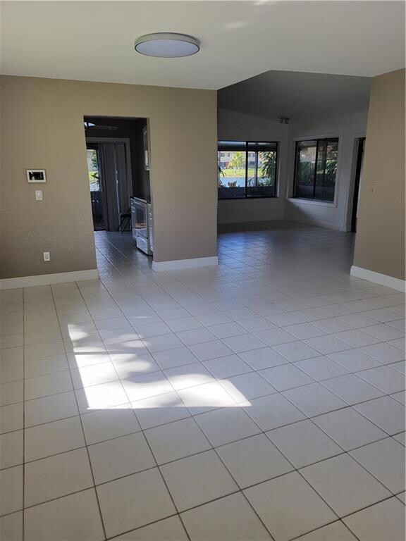 ENTRY AND DINNING ROOM