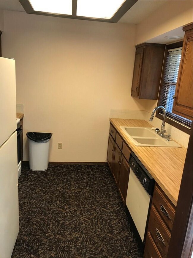 1 Estes Dr, Bella Vista, AR 72715 - photo 6