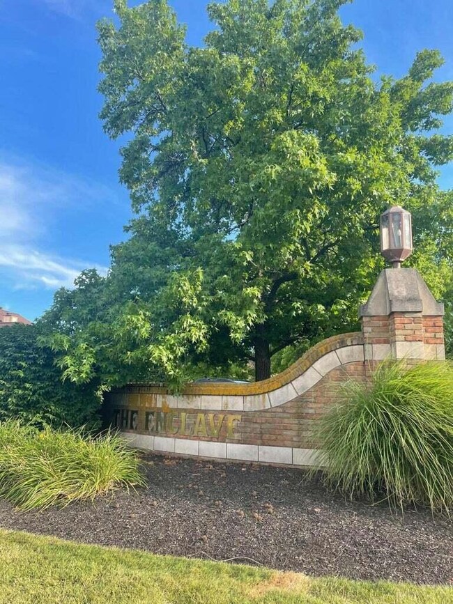 2200 F Hedgerow Enclave Entrance
