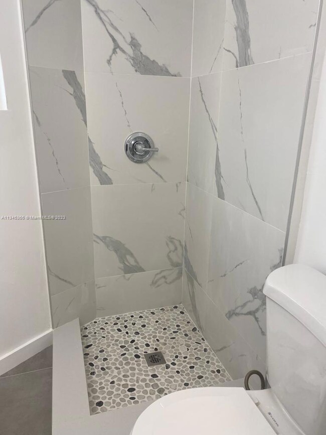 2645 NW 21st Ave unit 7, Oakland Park, FL 33311 - photo 4