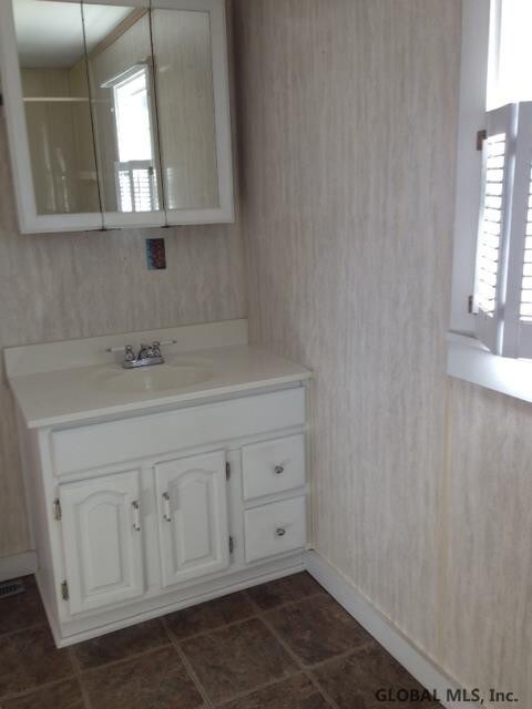 316 W Maple St, Corinth, NY 12822 - photo 7