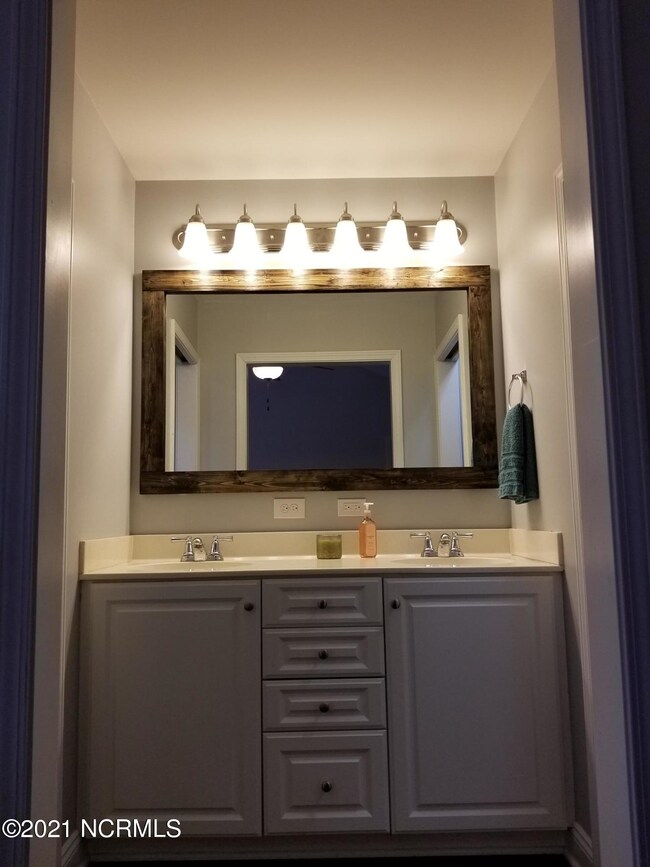 Owners Bath