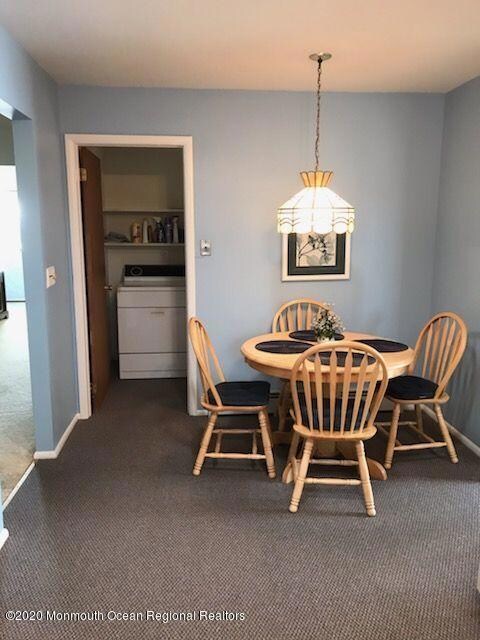 132 Castleton Dr, Toms River, NJ 08757 - photo 5