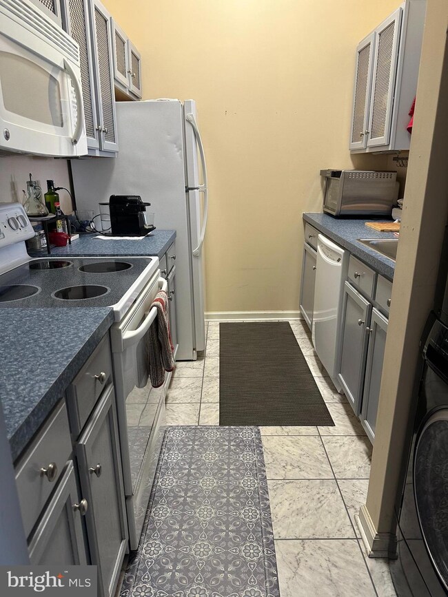 Clock Towers unit 724, Lancaster, PA 17603 - photo 7