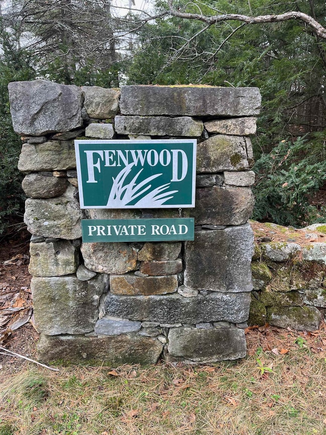 110 Fenwood Commons, New London, NH 03257 - photo 2