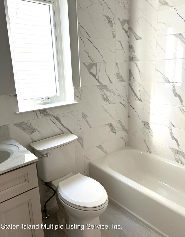 365 Maine Ave unit 2, Staten Island, NY 10314 - photo 6