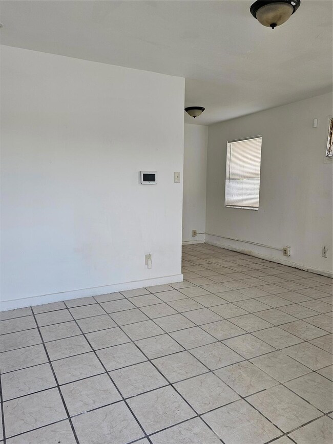 538 28th St, West Palm Beach, FL 33407 - photo 5