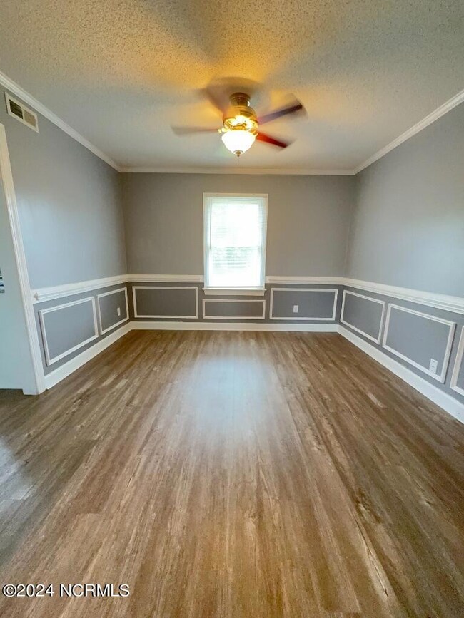 124 Plantation Blvd, Jacksonville, NC 28540 - photo 4