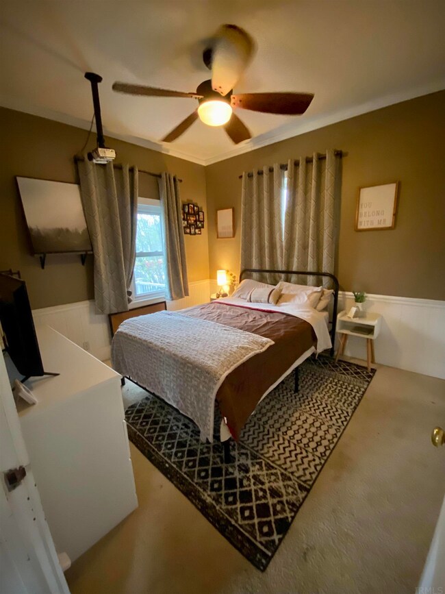 517 W Compromise St, Berne, IN 46711 - photo 7