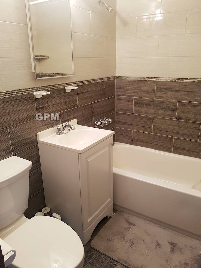 4607 204th St, Bayside, NY 11361 - photo 5