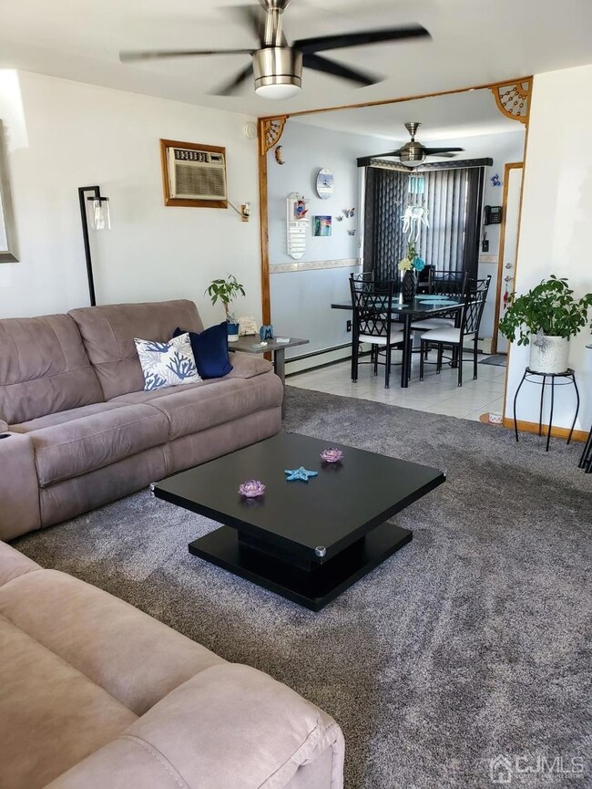 82 Sycamore St, Carteret, NJ 07008 - photo 5