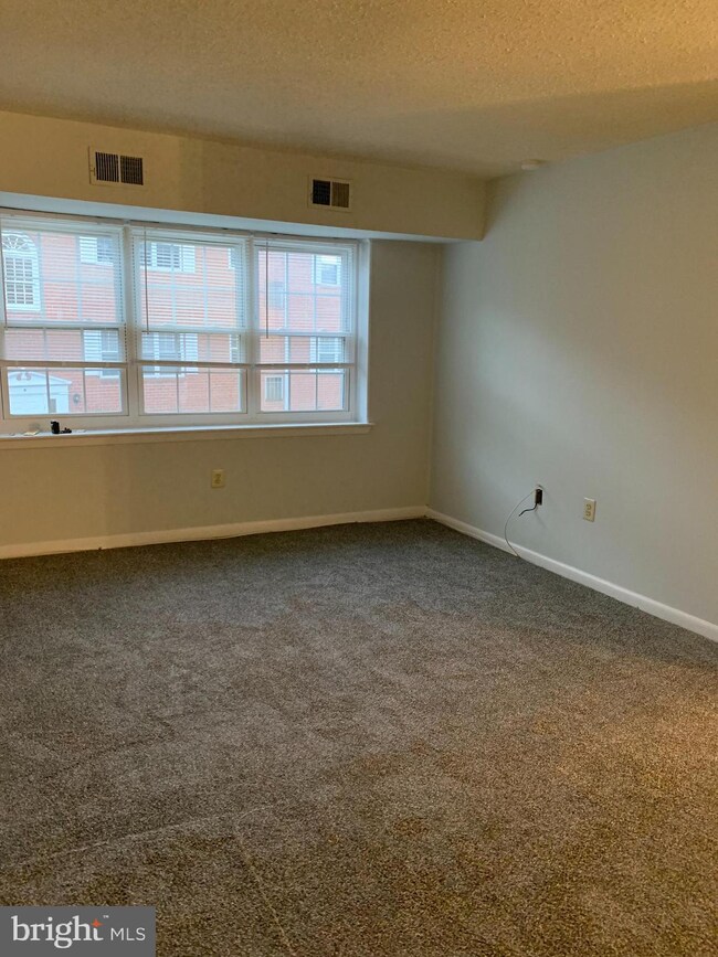 824 South Ave unit P7, Secane, PA 19018 - photo 2