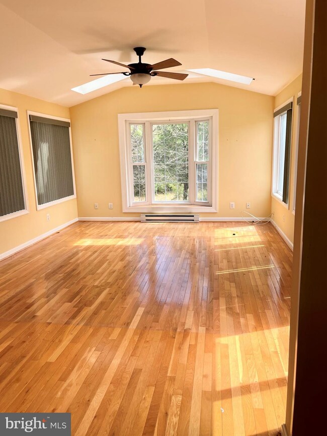 6715 Queens Ferry Rd, Baltimore, MD 21239 - photo 4