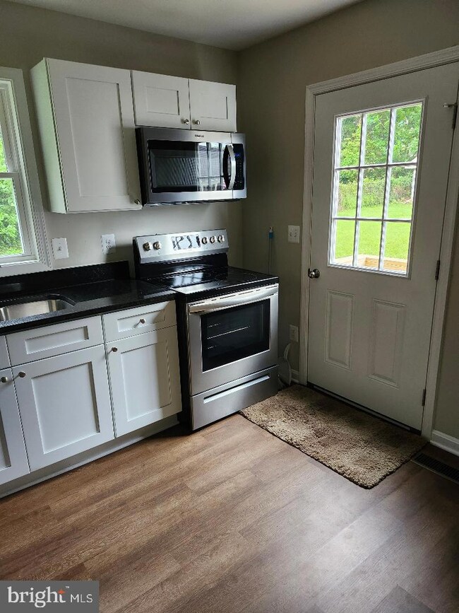 218 W Culpeper St, Culpeper, VA 22701 - photo 5