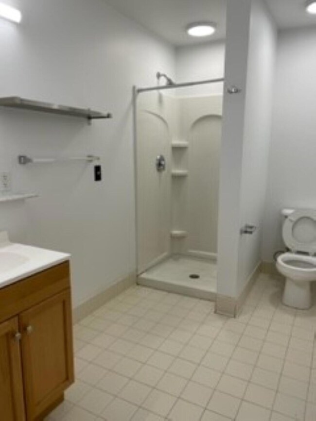 208 W Michigan Ave unit 2J, Ypsilanti, MI 48197 - photo 7