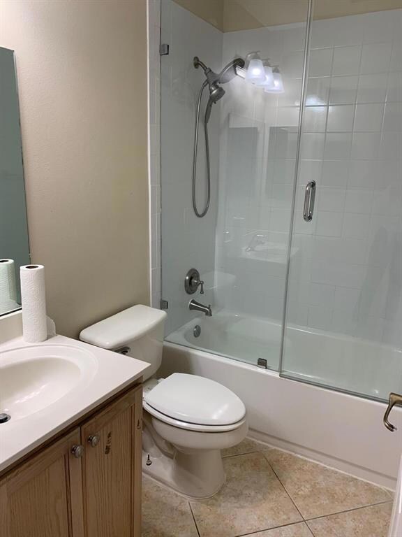 2338 Center Stone Ln, Riviera Beach, FL 33404 - photo 3