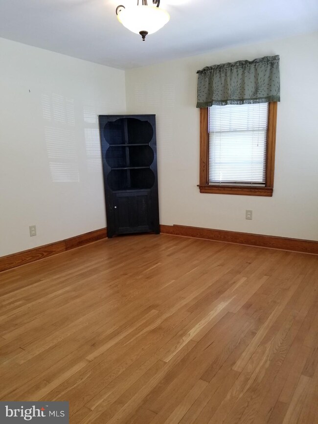 57 Prince St, Littlestown, PA 17340 - photo 6