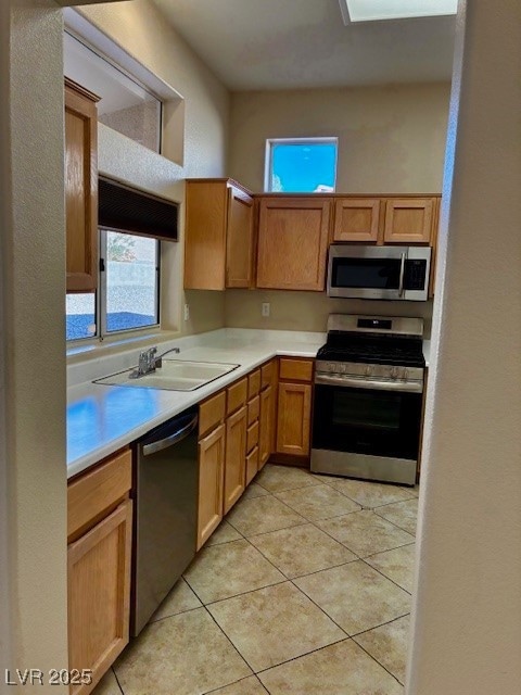2405 Rockford St, Las Vegas, NV 89134 - photo 7