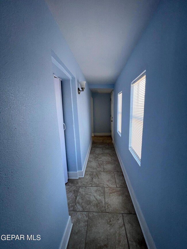 8870 Sunland Rd unit A, El Paso, TX 79907 - photo 7