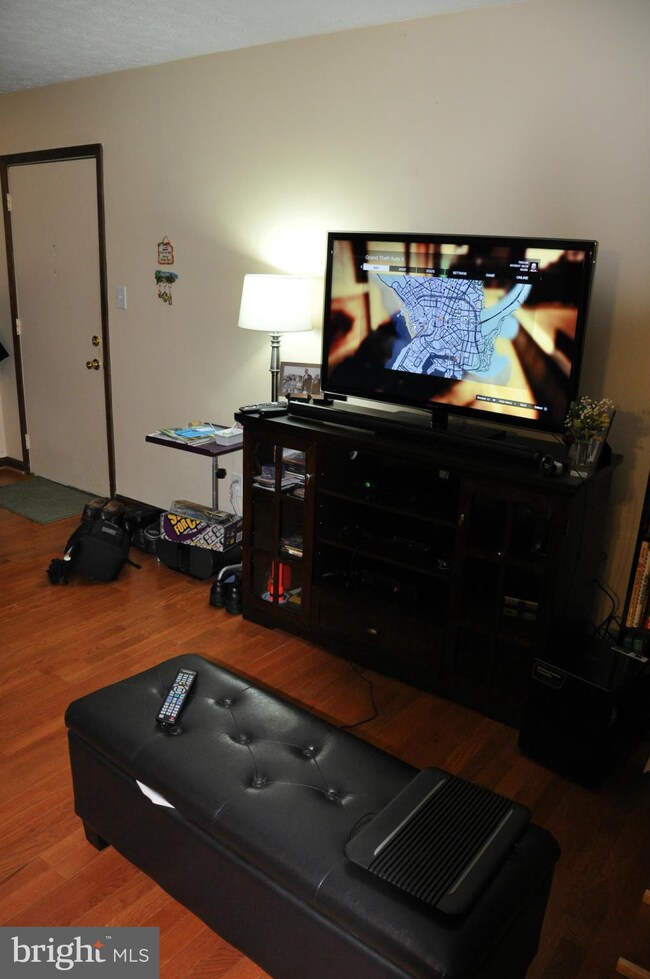 44691 White Oak Ct unit 505, California, MD 20619 - photo 5