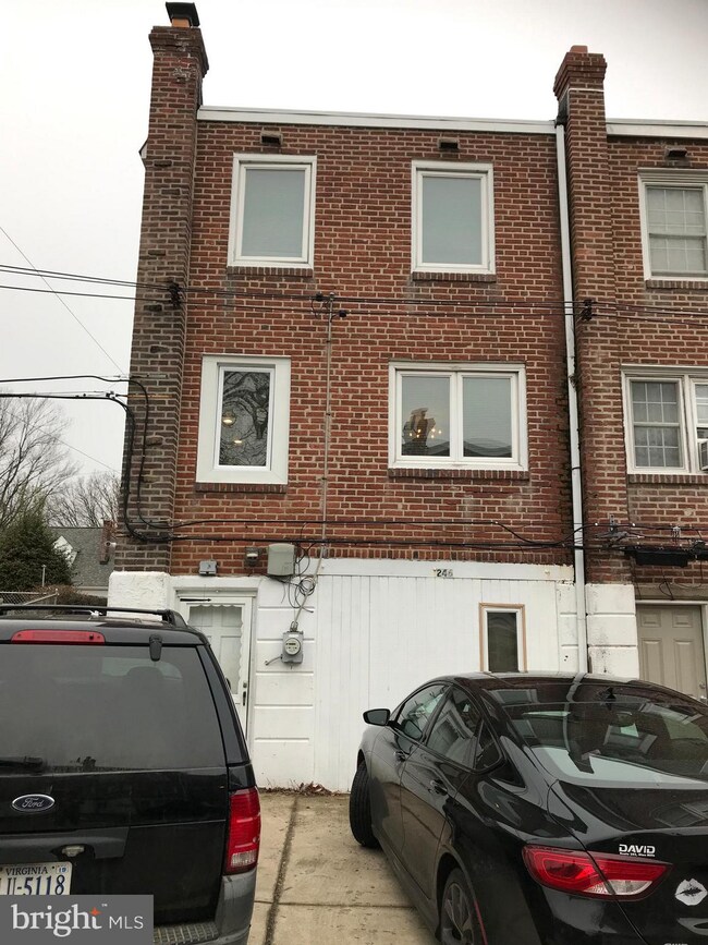 246 Rively Ave, Glenolden, PA 19036 - photo 4