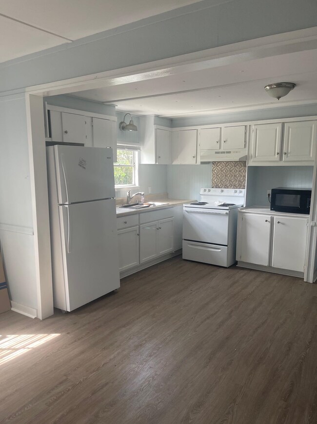 76 Maxson Rd, Crawfordville, FL 32327 - photo 6