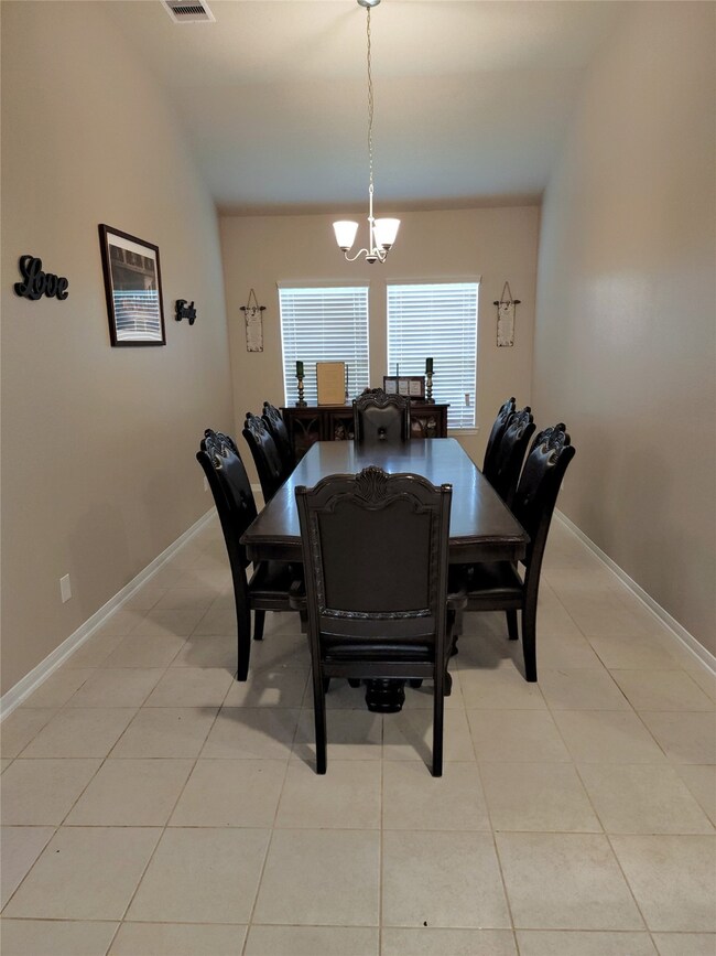 1481 Barras St, Alvin, TX 77511 - photo 4