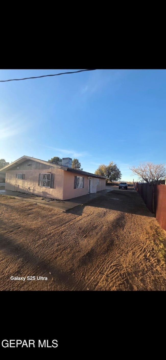 12365 Stubbs Dr unit A, San Elizario, TX 79849 - photo 5